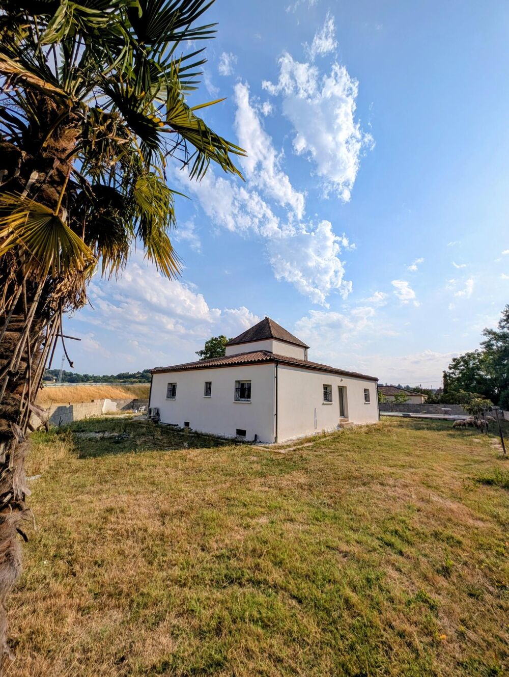 Maison avec vue dégagée et piscine