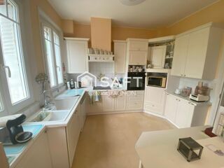  Maison � vendre 10 pi�ces 215 m�