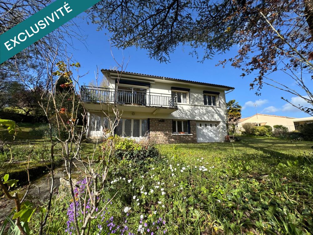 Maison 5 pièces 155 m² · à La Creche · 155 m² · 205 000 €