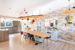  Maison � vendre 9 pi�ces 216 m�