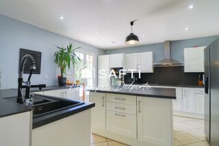  Maison � vendre 7 pi�ces 220 m�