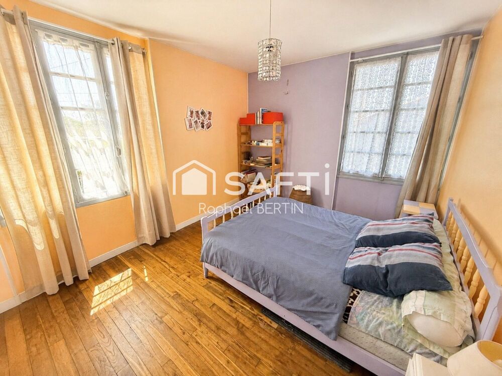 Maison familiale 4 chambres + dépendances  Nouveau prix !