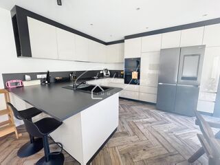  Maison � vendre 5 pi�ces 148 m�