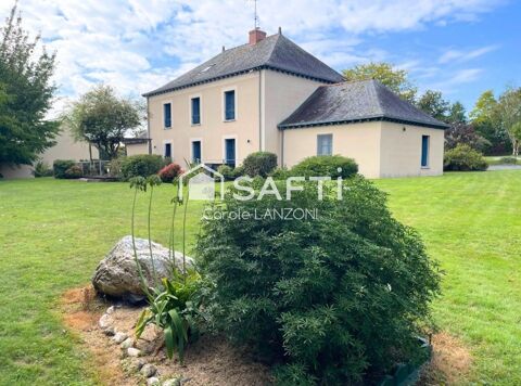   Argentré-du-Plessis-Maison familiale 290m2 Maison - 8 pièce(s) - 290 m²