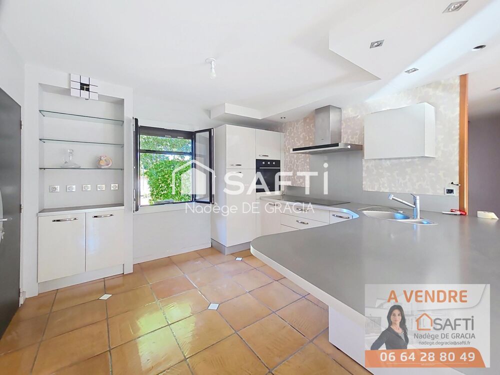 Vente Maison Maison T5/6 tout confort de 172 m2 au calme La salvetat-saint-gilles