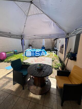  Immeuble à vendre 270 m²
