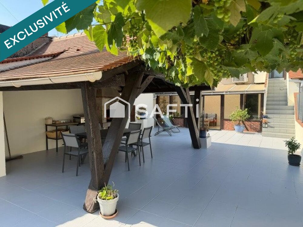 Centre bourg, appartement/maison atypique 6 chambres, 247 m2