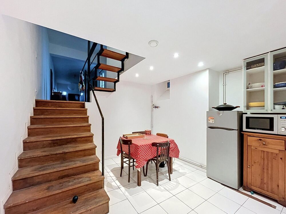 Vente Appartement F4 - 82.75 m2  Rue Simart  Métro Marcadet - 560 000 € Paris 18