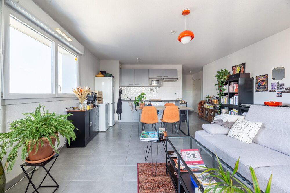 Vente Appartement T3 terrasse sans vis-à-vis – Parking – Place Rosa Parks Nantes