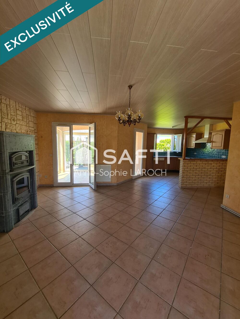 ***SOUS OFFRE*** Idéalement située dans un envi....