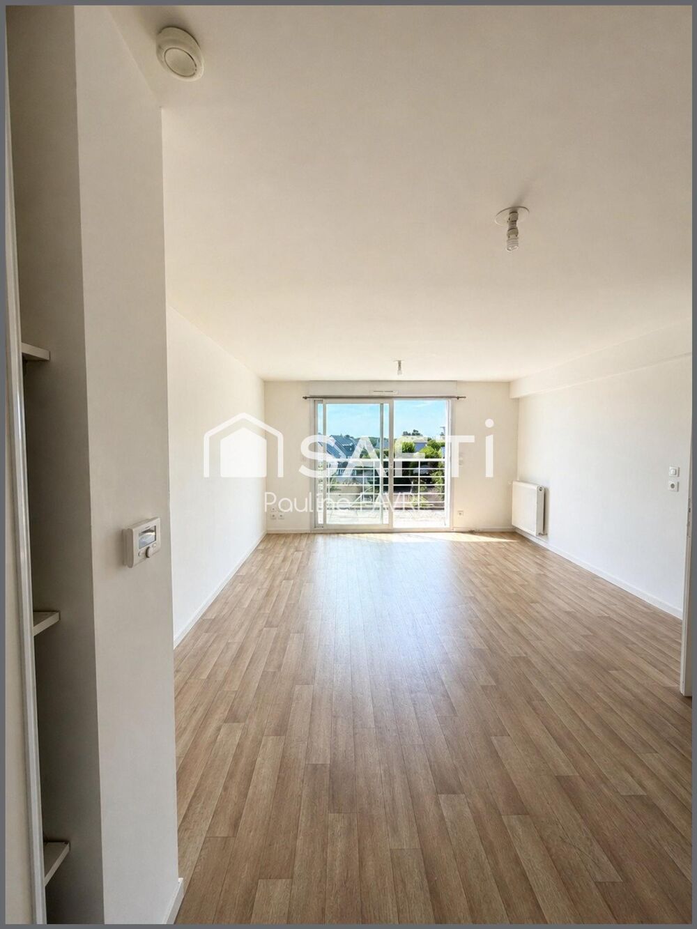 Vente Appartement T2 avec balcon et deux stationnements à Dinard Dinard