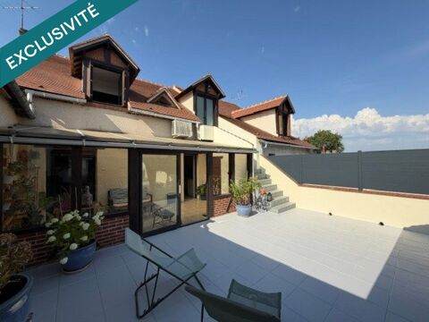   Centre bourg de Saint-Denis-de-L'hotel, appartement/maison atypique de 215 m2 carrez Maison - 8 pièce(s) - 247 m²