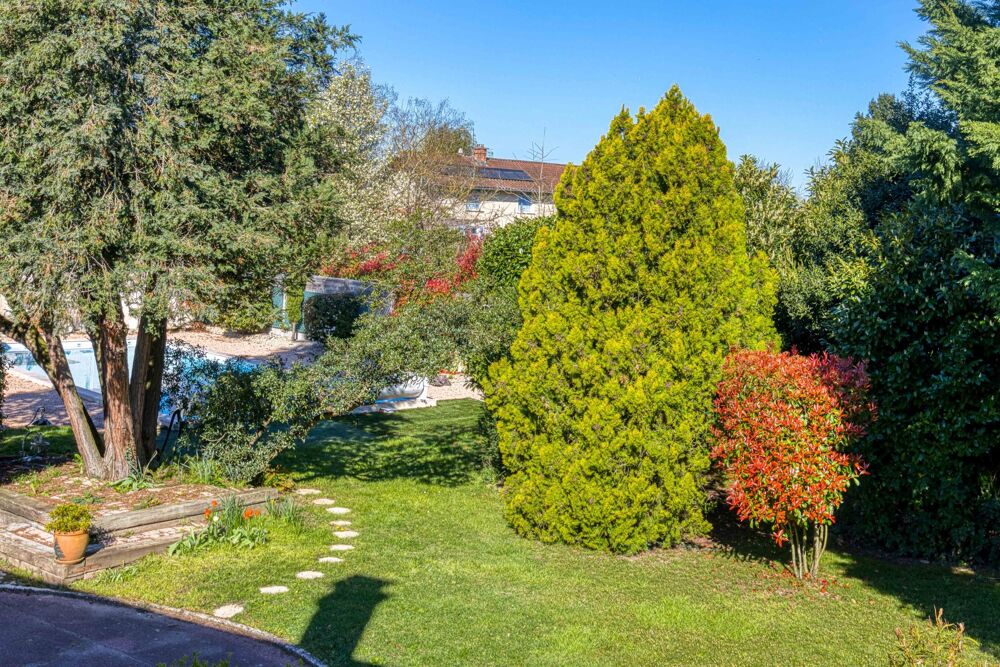 à vendre  Maison Saint-Denis-lès-Bourg (01000)