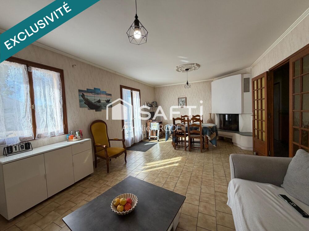 Maison de plain-pied avec garage, 3 chambres.