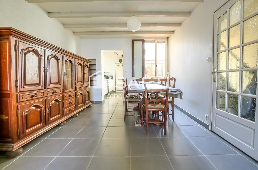 MAISON AVEC COUR/PATIO À COUDEKERQUE-BRANCHE