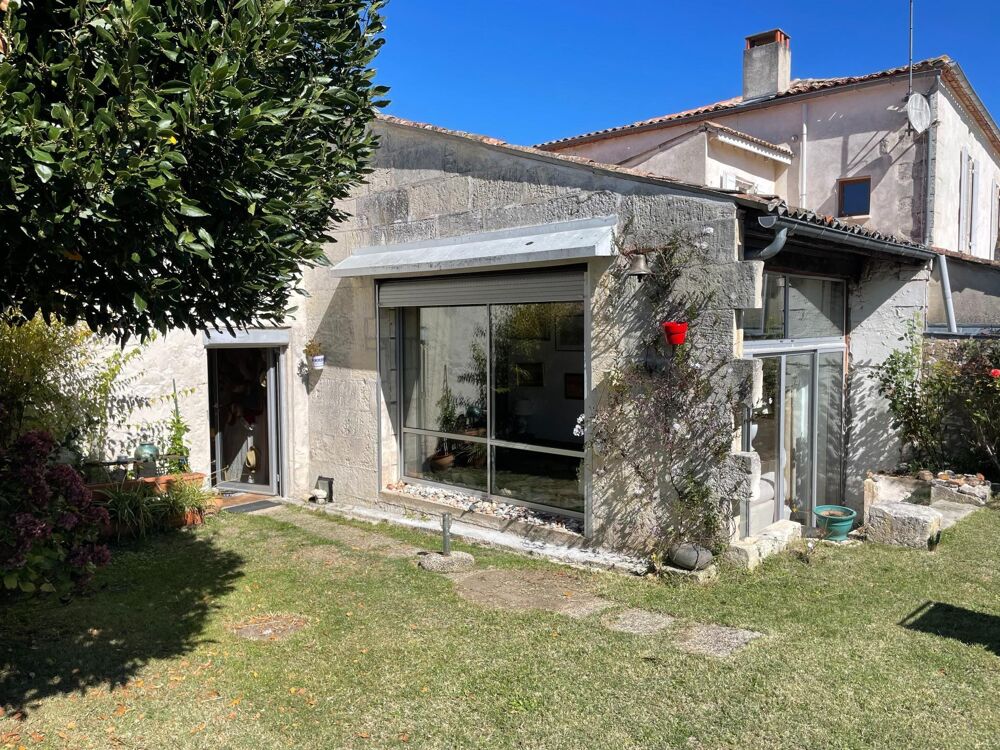 Vente Maison Spacieuse maison charentaise Mortagne-sur-gironde