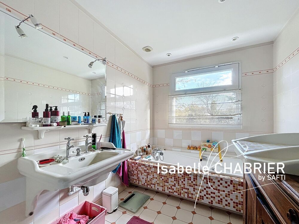  vendre  Maison Seiches-sur-le-Loir (49140)