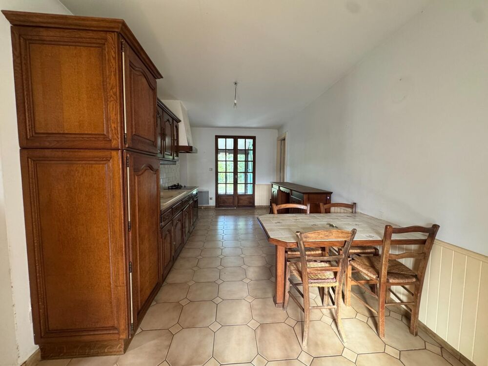 Vente Maison Maison de plain-pied avec jardin, garages et beau potentiel Villeneuve-sur-lot