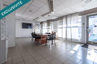  Immeuble à vendre 186 m²