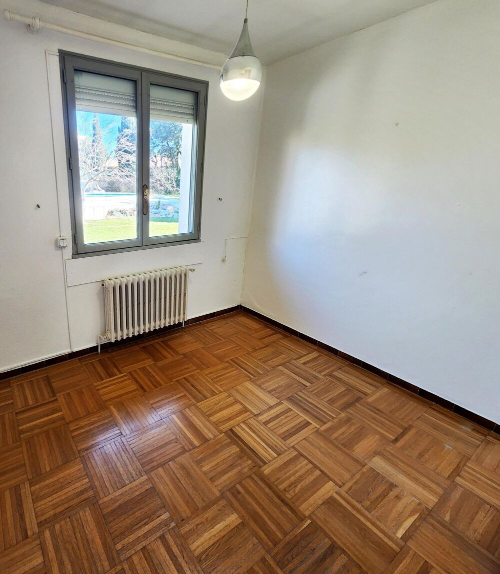 Maison de 120m² - 3 chambres et garage - Constructible