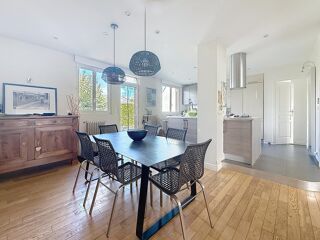  Maison à vendre 8 pièces 200 m²