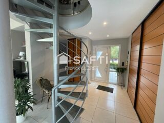  Maison à vendre 11 pièces 300 m²