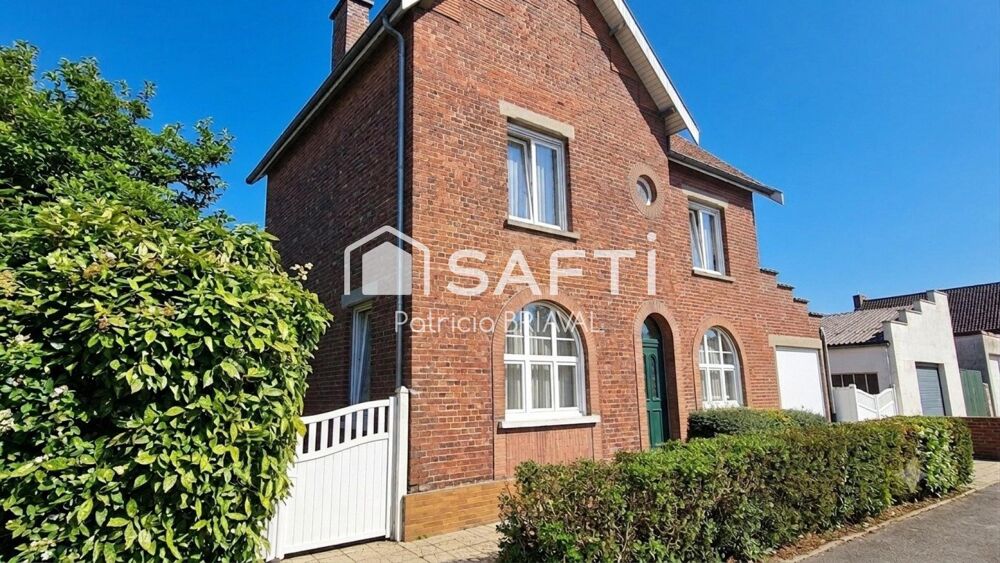 SUPERBE BOURGEOISE AU CACHET PRESERVE