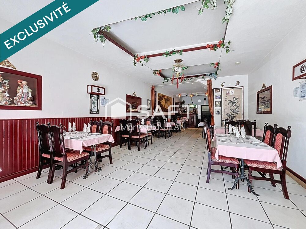 Vente Maison Immeuble sur 229 m�, salle de rastaurant et habitation. Saint-girons