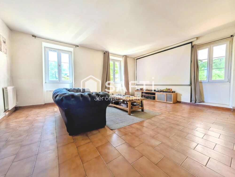 MAS DE 150 M² AVEC SOUS-SOL DE 150 M²