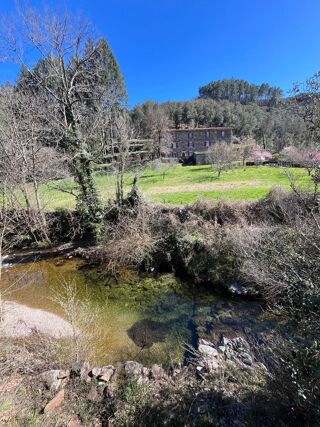  Maison � vendre 15 + pi�ces 321 m�