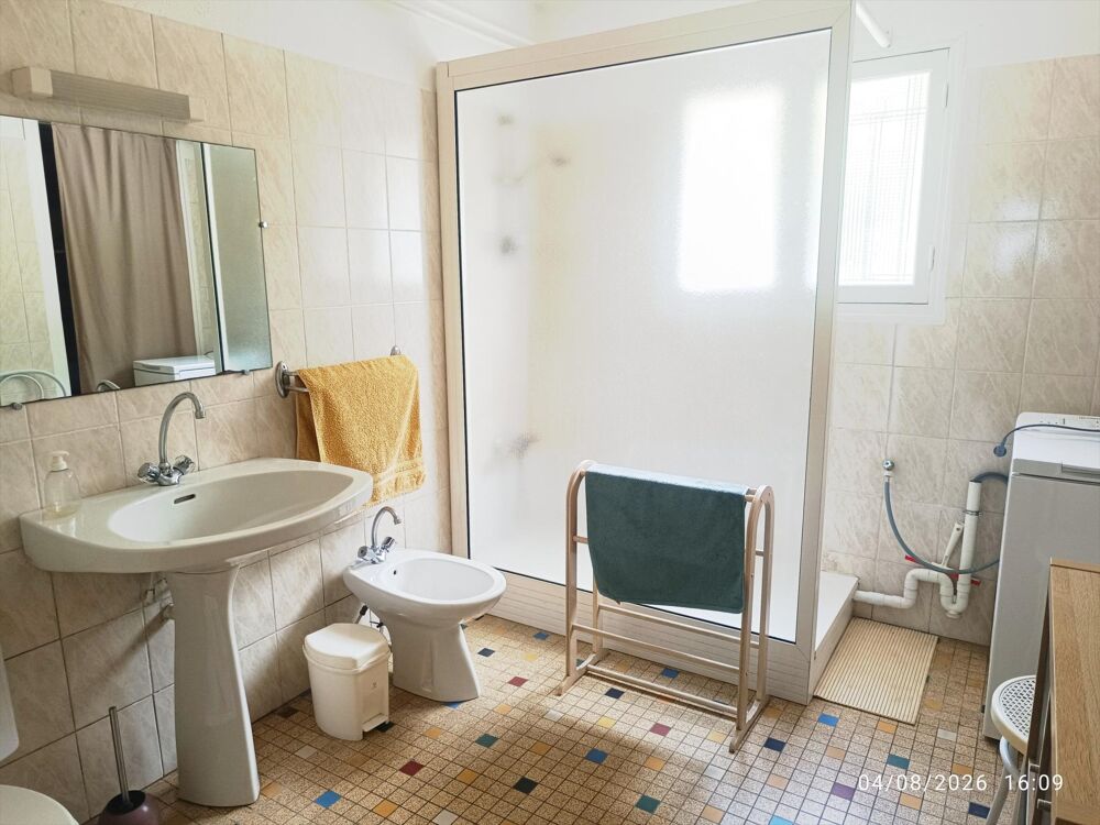 Vente Maison Dans là campagne d Ustaritz, vois découvrirez CETTE Maison spacieuse équipée d Une doublé pompe à chaleur, zvec vie dure la camp Ustaritz