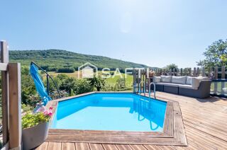  Maison � vendre 5 pi�ces 210 m�