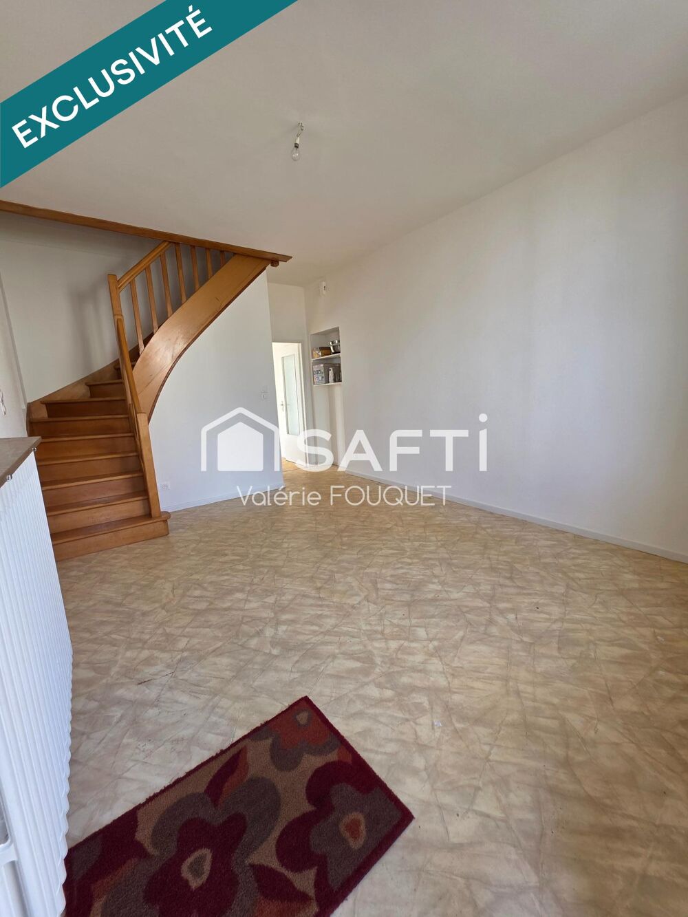 Vente Maison ÉTON, UNE MAISON PLEINE DE POTENTIEL… ET DE BELLES POSSIBILITÉS ! Eton