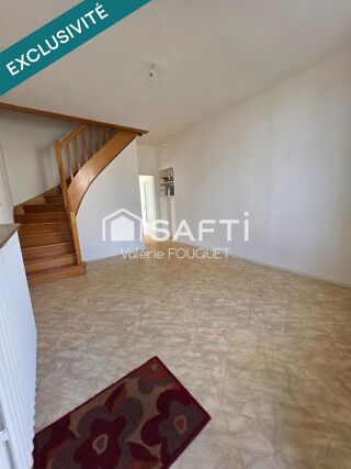 Vente Maison ÉTON, UNE MAISON PLEINE DE POTENTIEL… ET DE BELLES POSSIBILITÉS ! Eton