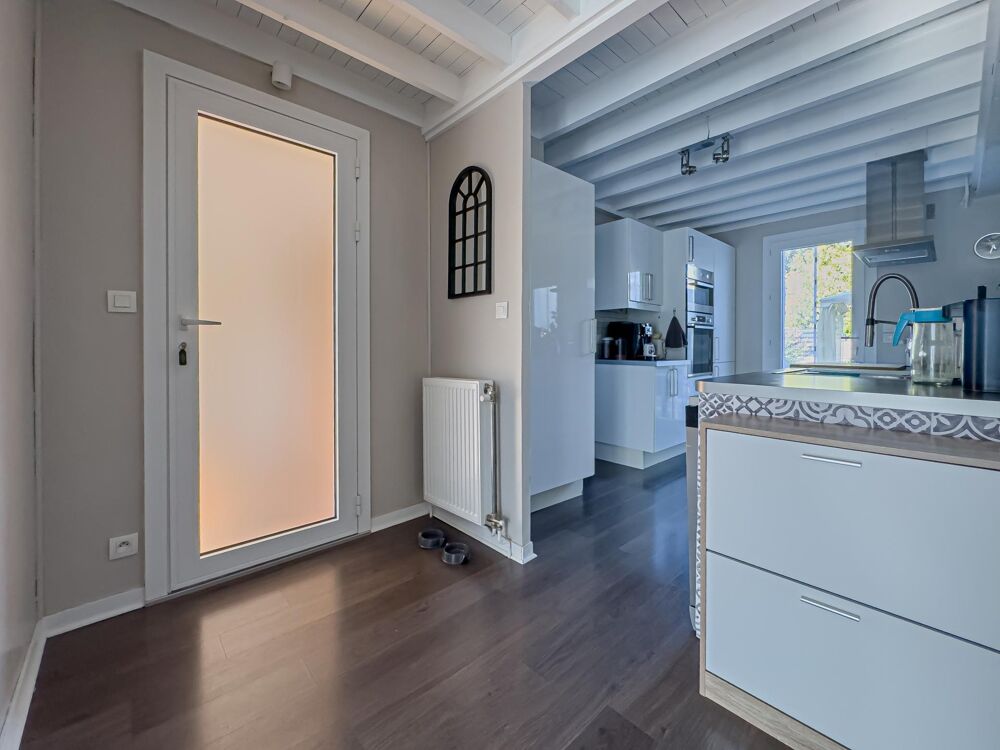 Maison climatisée avec jardin, garage et 3 chambres