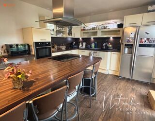  Maison � vendre 7 pi�ces 210 m�