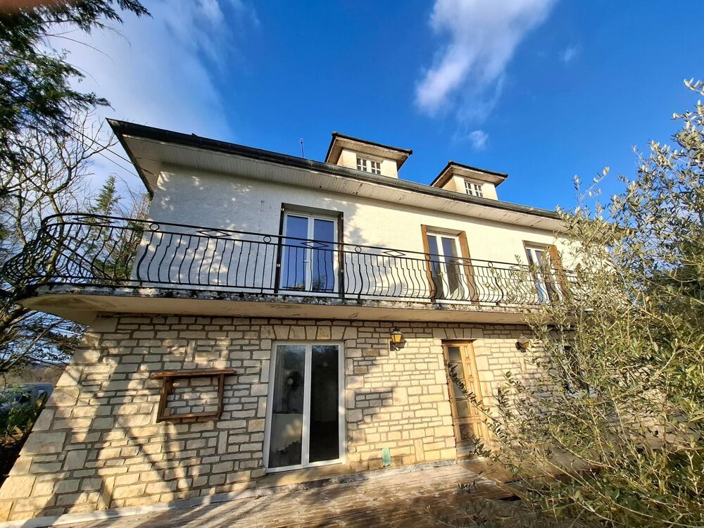 Vente Maison Beaux volumes pour cette maison offrant de multiples possibilités et divers projets Lacapelle-marival
