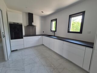  Maison 6 pièces 138 m² Aulnay-sur-mauldre