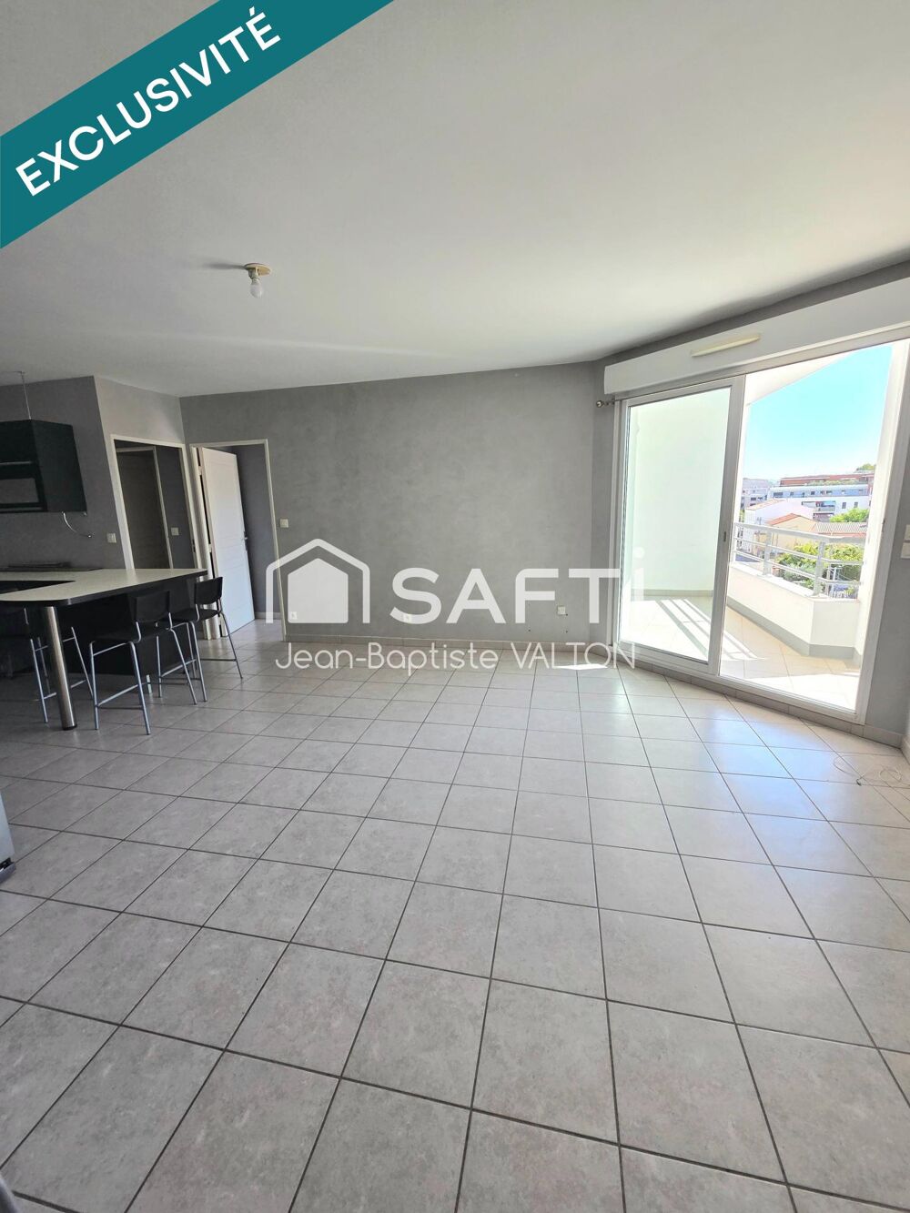 Appartement 2 pièces avec grande terrasse Sud ascenseur et garage