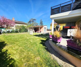  Maison  vendre 9 pices 213 m