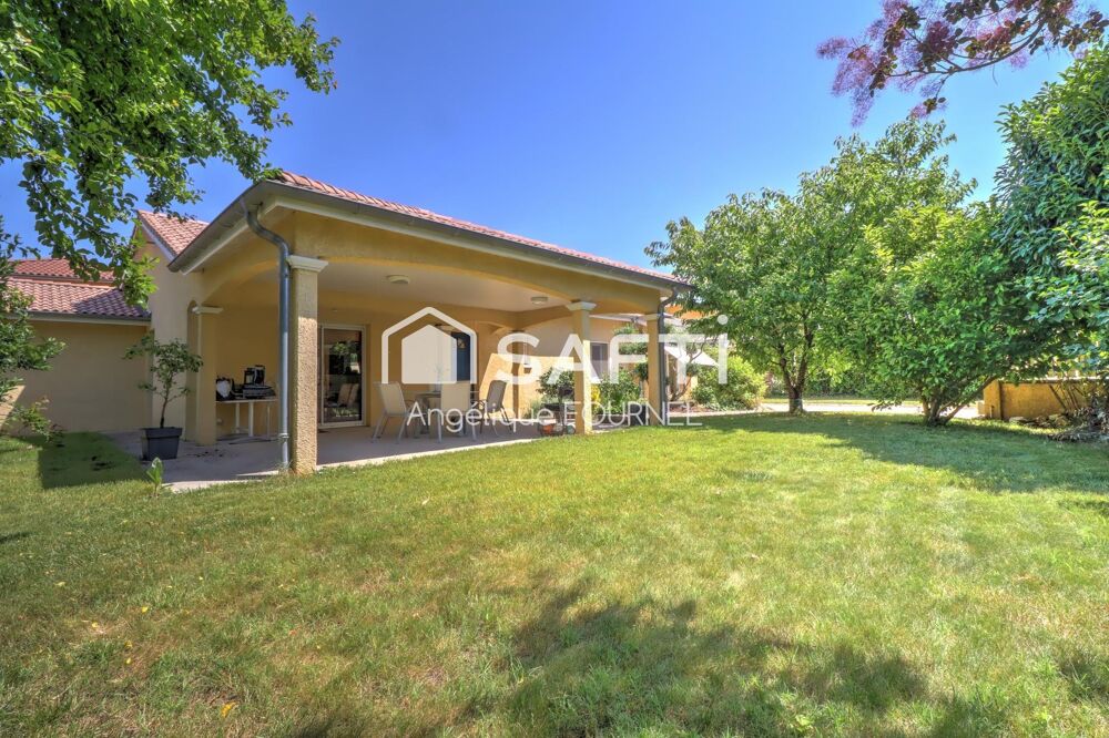 Villa individuelle de PLAIN-PIED - 130 m² habitable - 3 chambres - Terrain de 800 m²
