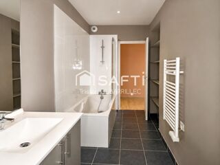 Vente Appartement T3  Écusson Nîmes, à 1 min des Arènes Nimes