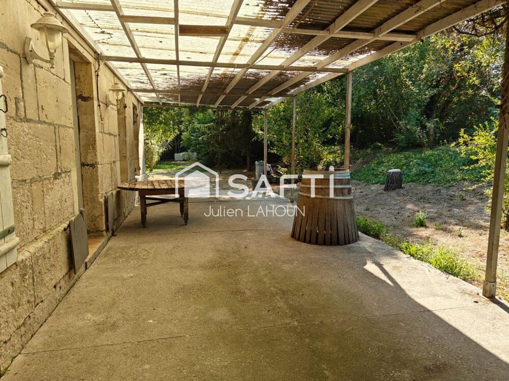 Vente Maison Ensemble immobilier avec deux maisons et terrain Brives-sur-charente