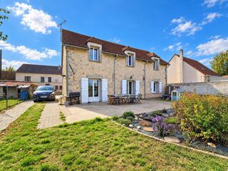 Vente Maison Maison 7 pièces de 164m² habitables Villiers St Georges Villiers-saint-georges