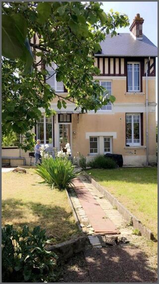  Maison � vendre 8 pi�ces 130 m�