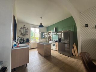  Maison à vendre 10 pièces 182 m²