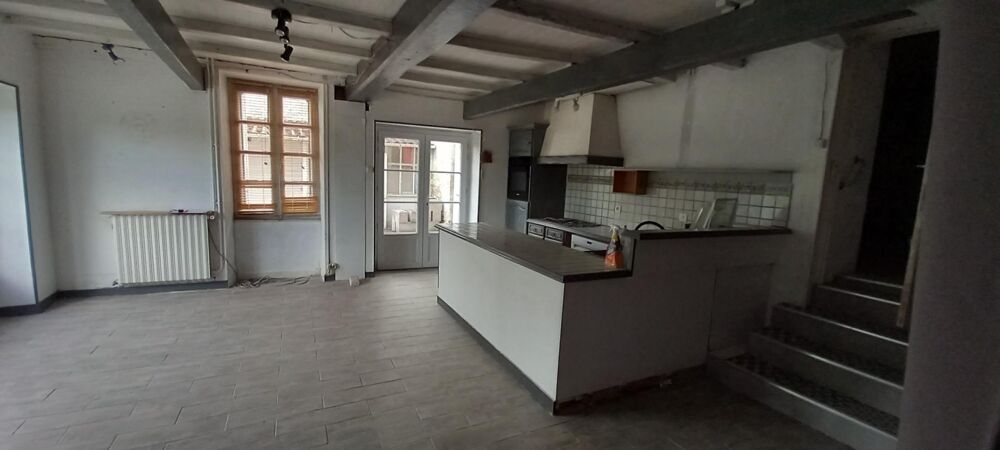 Vente Maison La maison est située a Neuvicq Le Chateau, Neuvicq-le-chateau