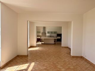  Maison à vendre 6 pièces 373 m²