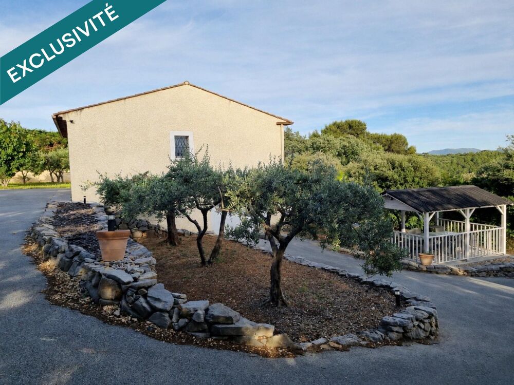 Villa provençale, dans un quartier résidentiel.