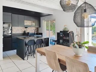  Maison � vendre 8 pi�ces 200 m�